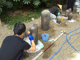 歴代住職墓所　クリーニング中